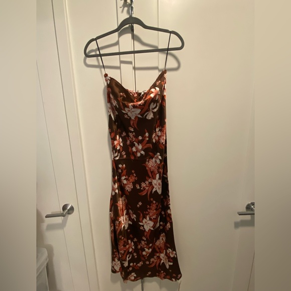 NWT reformation joanne silk midi dress - Picture 3 of 10